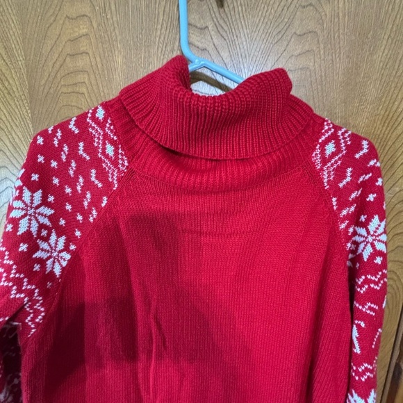 Festive Red Llama Turtleneck Sweater - Picture 6 of 10